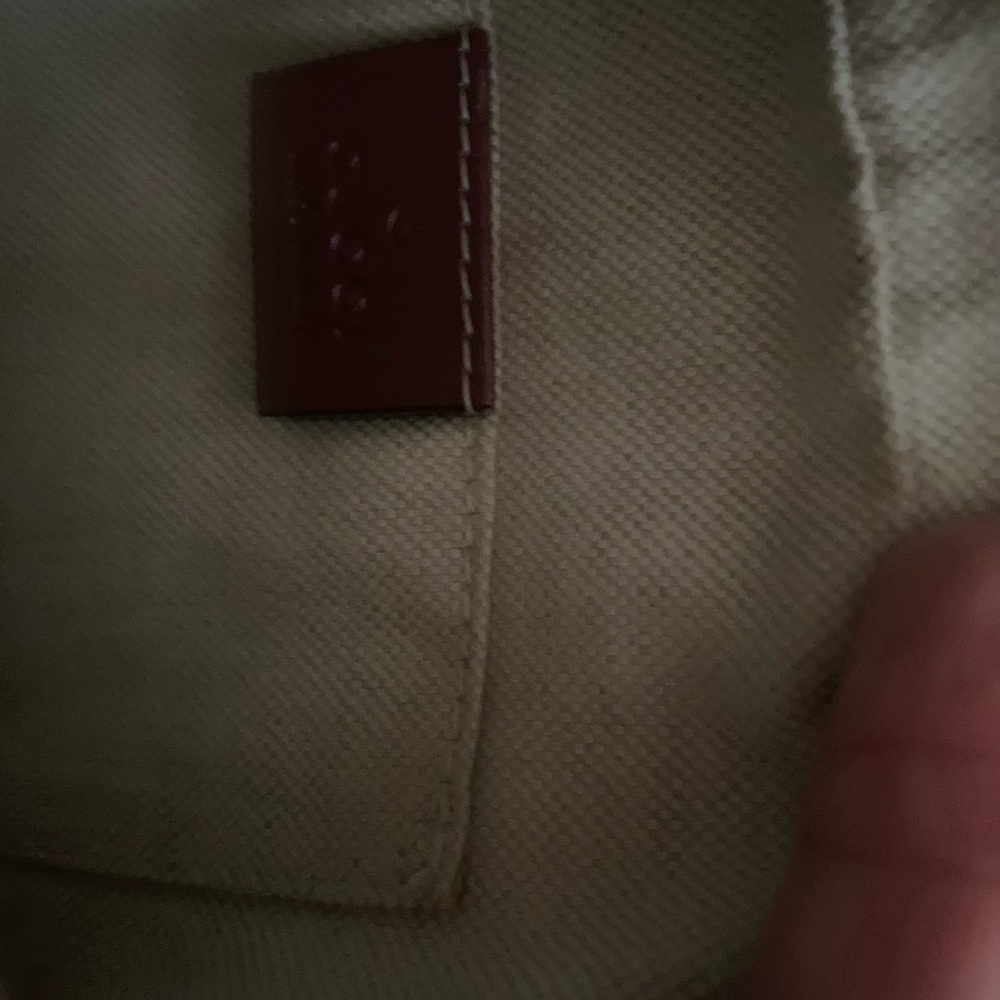Gucci Crossbody - Picture 9 of 10